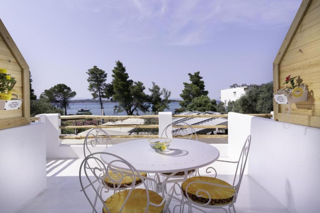 Casa Di Greco Aparthotel Vourvourou Exteriör bild